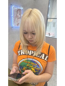 ロンド レア 天神大名店(Lond Le’a) ミディアムヘア/フェイスフレミング /暗めカラー/デザインカラー