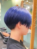 トリコ ショップアンドヘアサロン(tricot shop hair salon)&nbsp;1ブリーチブルーカラー刈り上げショート　フクザワ