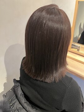 ラベンダーブラウン×切りっぱなしボブ