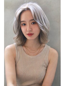 アリュールヘアー ヴィヴィ(ALLURE hair vivi) 【ALLURE】ハイトーンカラー＿レイヤーカット＿レイヤーボブ