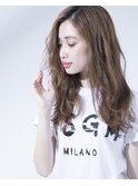 リラックス感漂う大人のカジュアルミディ