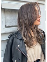 トルネード(TORNADO)&nbsp;外国人風ハイライトバレイヤージュ