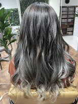 ルナアトリエ(runa atelier)&nbsp;ホワイトバレイヤージュ