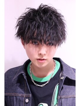 ネイビー(NAVY) 波打ちウェーブ ツイストスパイラルパーマ ツイスパ黒髪マッシュ