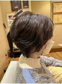 大人カワイイ！ふんわりパーマショート