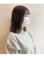 ムエベ(MUEBE)&nbsp;透け感たっぷり◎グレージュカラー