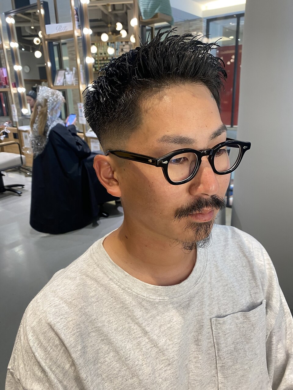 スキンフェード フェザーアップ フェードカット：L181218377