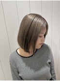 ボブ/ブリーチカラー/ミルクティーベージュ