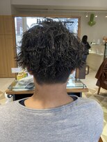 リボーン ビューティー リゾート 松戸店(re-born Beauty Resort) ベリーショートカルマパーマウルフアッシュブラック
