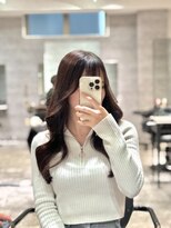 アンダーバーホワイト(_WHITE)&nbsp;20代大人可愛いレイヤーロング　髪質改善トリートメント