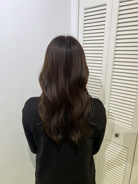 アドラーブル 万代店 (adorable) 大人美人透明感カラーインナーカラーミルクティーベージュ