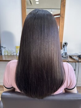 ファボ(FAV)の写真/《髪質改善/酸性ストレート》夏に気になる汗や湿気による髪の広がり,うねりを解消!毎日のお手入れも簡単に*