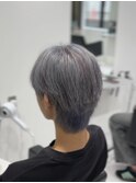 ハイトーンシルバーカラー赤ハイライト