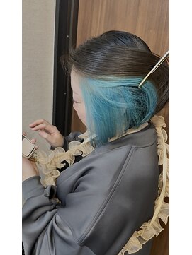 ルミ ツー 横浜駅店(Lumi 2) 水色イヤリングボブ