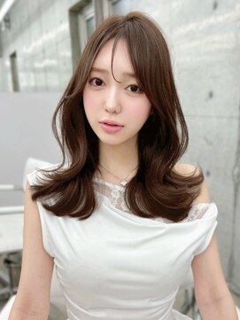 アイヴィ 表参道(IVY) 王道可愛い外ハネくびれヘア/２Way前髪/鎖骨ミディアムレイヤー