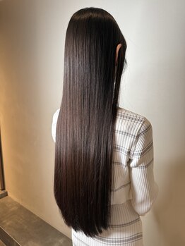 プールトワ(pour toi)の写真/【オージュアソムリエ在籍★】丁寧なカウンセリングでライフスタイルに合わせたヘアケアをご提案◇