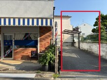 ヘアーサロン高石の雰囲気(店舗真横に専用無料駐車場完備。雨の日もお気軽にご来店ください)