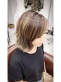 カリーナヘアー(carina hair)&nbsp;細くハイライト、ローライト入れてます！