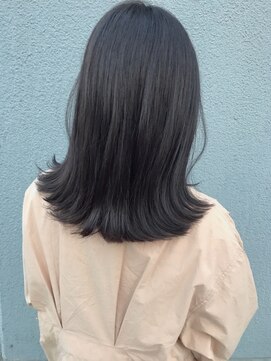スヴァーゴ ヘアー svago hair 切りっぱなしミディアム