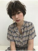 ショートボブ