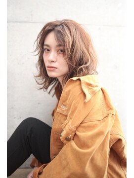 ファム(FAM) ミディアムウェーブ 代官山 中目黒 渋谷 恵比寿 池尻
