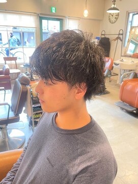 アンティコ(Antico) マッシュショートツイストスパイラルモテ髪束感ツーブロック