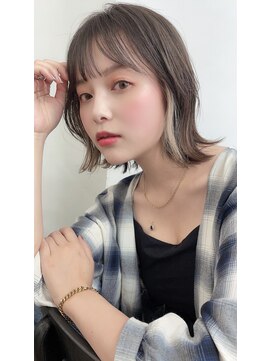 バイフィフス 原宿/表参道(by fifth) インナーカラー/外ハネボブ/イヤリングカラーボブ