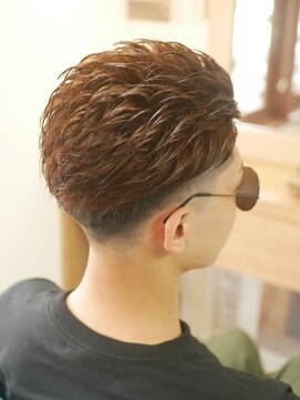 スウェル(SWELL) バックスタイル