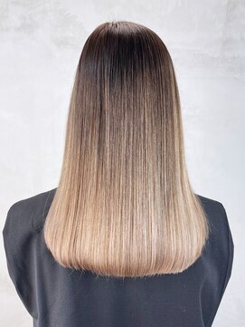 アルバム 銀座(ALBUM GINZA) バレイヤージュロング_グレーベージュレイヤーロング_ba477081