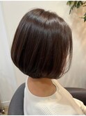 大人ショートボブショートインナーカラー丸みショートカット