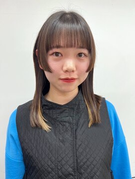 エマエコル(Emma ecole) Emma ecole インナーカラーベージュ/姫カット/イヤリング by AOI