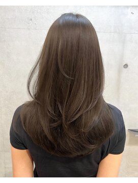 サイン 表参道(SIGN) 韓国ヘアーハッシュカットレイヤーカットグレージュブリーチ無し