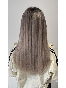 ラビス 浦和(Lovis) アンブレラカラー／こなれミディ／ウェーブパーマ／韓国マッシュ