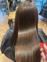 ジーナ 本八幡(Zina)&nbsp;大人かわいい20代30代40代小顔ショコラベージュ　Zina本八幡