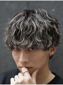 渋谷波巻きスパイラルパーマメンズハイライトメッシュカラー