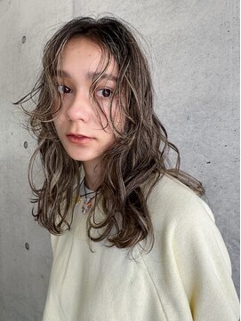 オーダー(OORDER) [KAGIWADA] レイヤーカット/顔まわりレイヤー/横浜