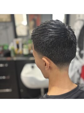 バーバーショップライズ 2nd(barber shop RAIzE) テーパーフェード