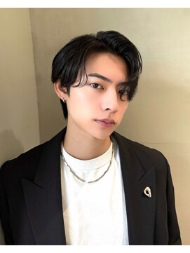 ミンクス ギンザ セントラル(MINX ginza central) 【土屋サトル】アップバングショートフェザーパーマ