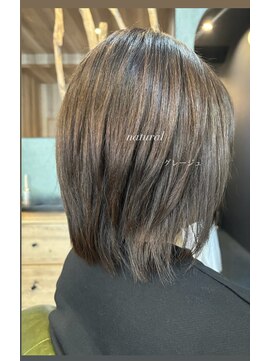 ハチ(.hachi) natural グレージュ