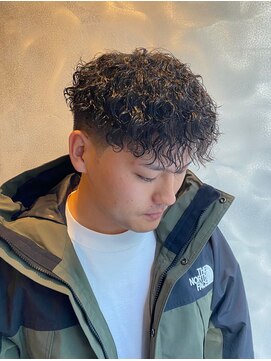 メゾンフォーメン 心斎橋店(Maison for men) バロックパーマ　ダウンバング　テーパーフェード