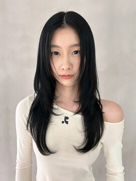 アルバム 銀座(ALBUM GINZA) 顔周りレイヤー似合わせカットロング韓国ヘア_F21297