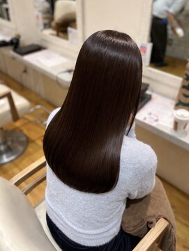 シーループユナイテッドアトリエ(C-LOOP UNITED ATELIER) グレージュカラーで柔らかさプラス艶感【高濃度水素カラー】