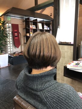 ナトゥーラ 岐阜(Natura) アッシュショートボブ