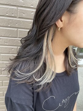 リードヘアーバイバンプ(Lead Hair by vamp) イヤリングカラーグレージュ