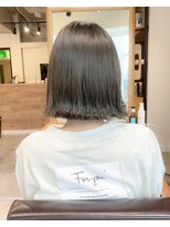 ネイヴィル オモテサンドウ(navile omotesando)&nbsp;☆ブリーチなし赤みゼロカーキグレージュカラーミニボブ☆