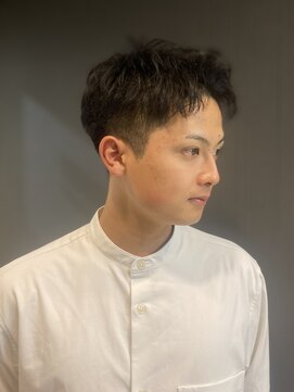 リリー(Lily) スパイキーショート