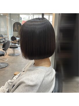 グラ デザイン アンド ヘアー 天王寺店(GRAS DESIGN & HAIR by HEADLIGHT) 丸みミニボブ