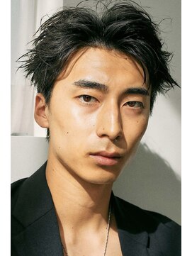 ノイ(noi) センターパートニュアンスパーマ刈り上げツーブロックメンズヘア