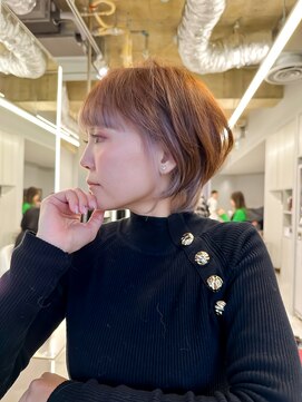 ヴァイス 新宿店(VAICE) くびれショート/インナーカラー/ミルクティーベージュ