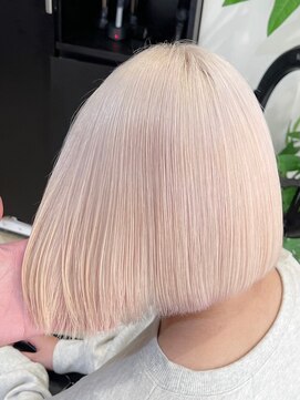 ロイス 神宮前(ROIS) ミルクティーベージュ/ダブルカラー/ケアブリーチ/ハイトーン